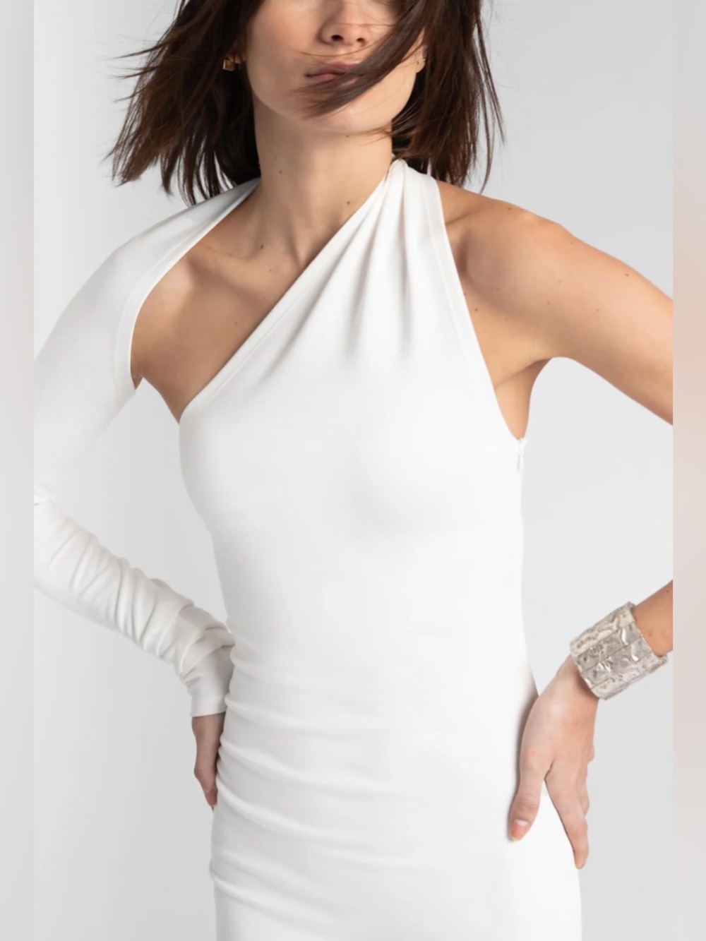 NWT MARCELLA MANHATTAN ONE SHOULDER MIDI DRESS OFF WHITE SMALL